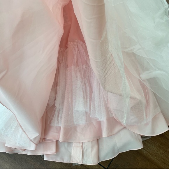 David’s Bridal flower girl dress, size 4 - Picture 11 of 14